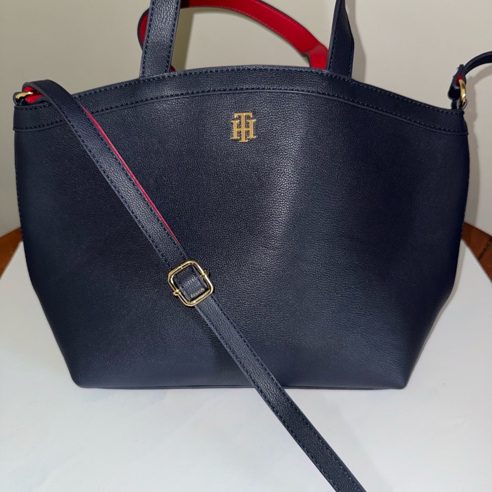 Tommy Hilfiger Black and Red Women's Bag